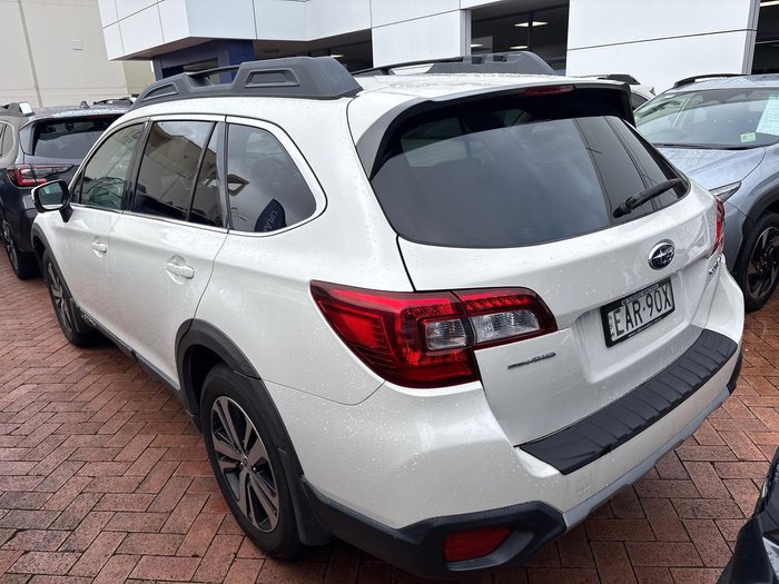2018 Subaru Outback 2.5i Premium