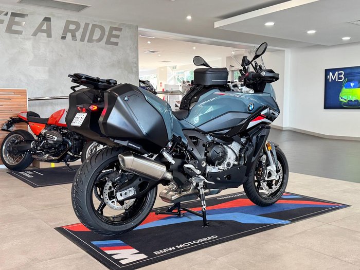 2026 BMW Motorrad S 1000 XR Sport S 1000 Green