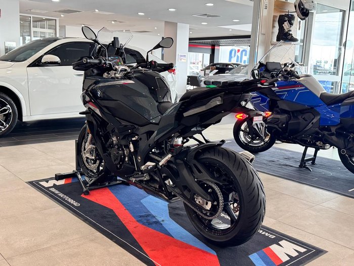 2026 BMW Motorrad S 1000 XR Sport S 1000 Green