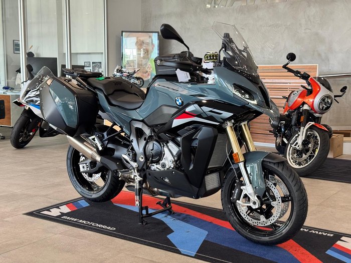 2026 BMW Motorrad S 1000 XR Sport S 1000 Green