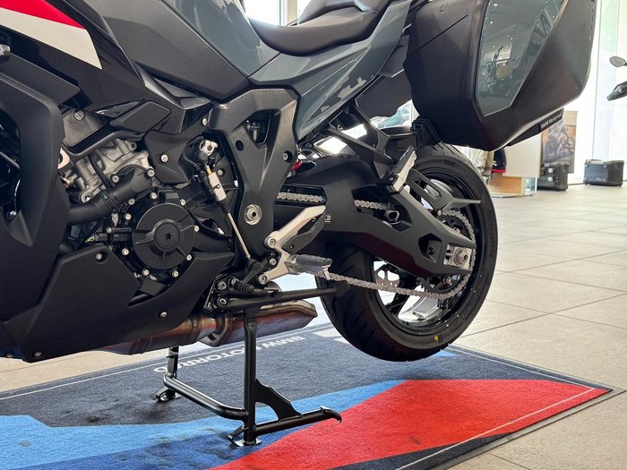 2026 BMW Motorrad S 1000 XR Sport S 1000 Green