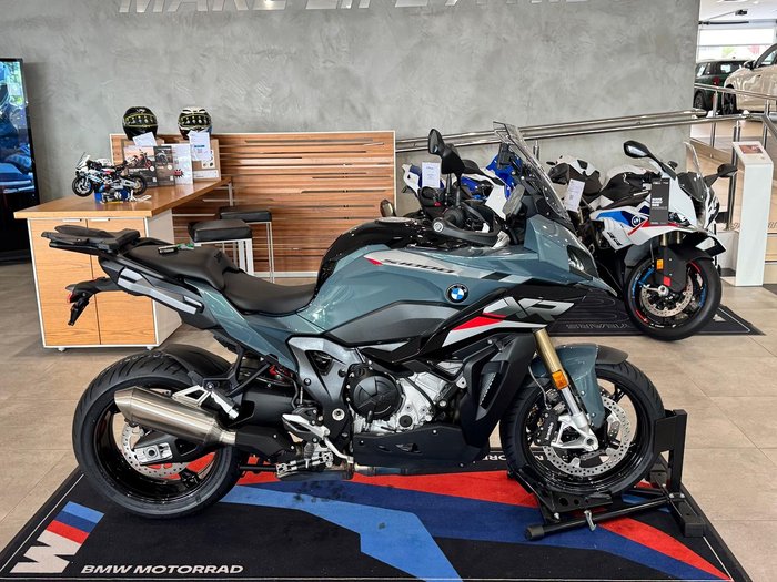2026 BMW Motorrad S 1000 XR Sport S 1000 Green