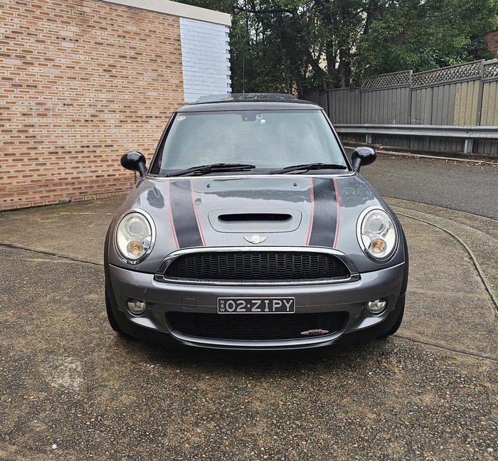 2010 MINI Hatch John Cooper Works R56 Eclipse Grey