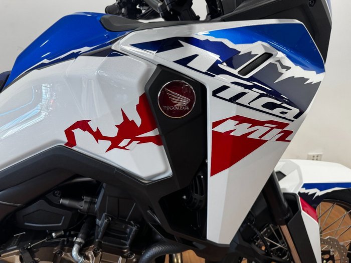 2024 Honda CRF1100A3 AFRICA TWIN (ABS) WHITE