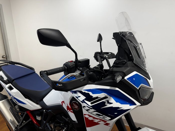 2024 Honda CRF1100A3 AFRICA TWIN (ABS) WHITE