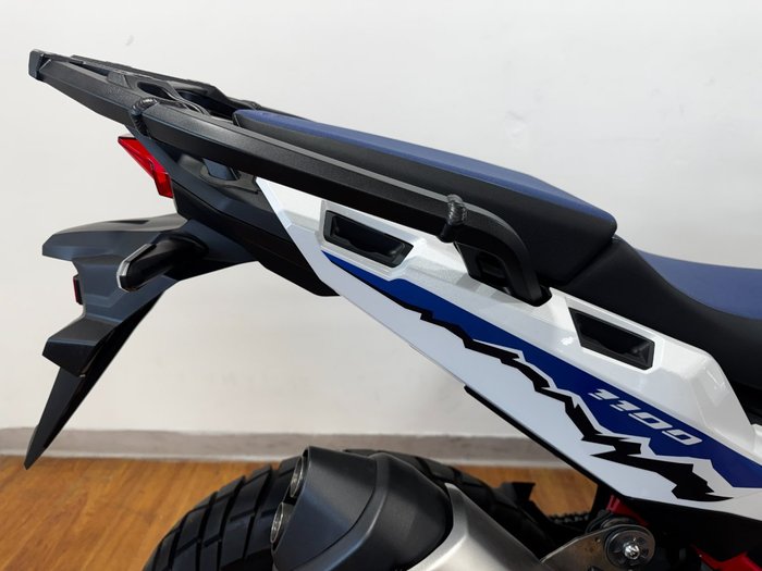 2024 Honda CRF1100A3 AFRICA TWIN (ABS) WHITE