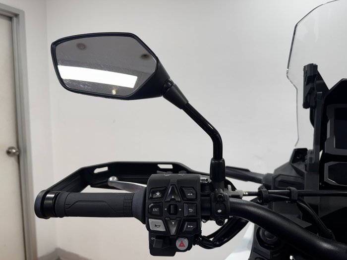 2024 Honda CRF1100A3 AFRICA TWIN (ABS) WHITE