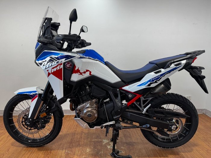 2024 Honda CRF1100A3 AFRICA TWIN (ABS) WHITE