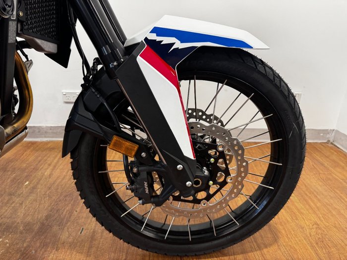 2024 Honda CRF1100A3 AFRICA TWIN (ABS) WHITE