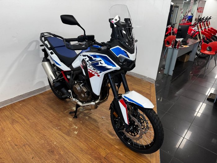 2024 Honda CRF1100A3 AFRICA TWIN (ABS) WHITE