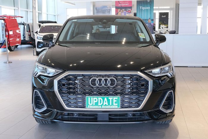 2024 Audi Q3 35 TFSI S line