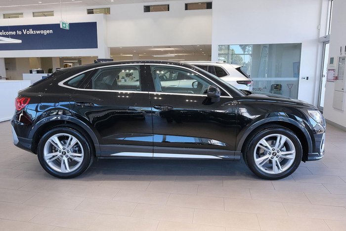 2024 Audi Q3 35 TFSI S line