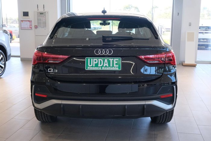 2024 Audi Q3 35 TFSI S line