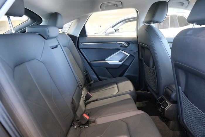 2024 Audi Q3 35 TFSI S line