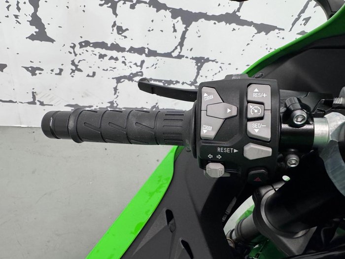 2025 Kawasaki Ninja ZX-10R ABS Ninja Green