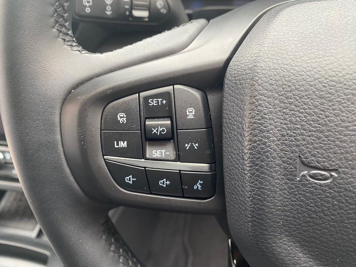 2025 Ford Everest Trend