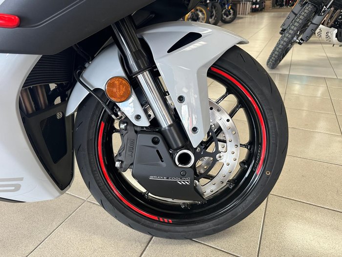 2026 CFMOTO 675SR-R