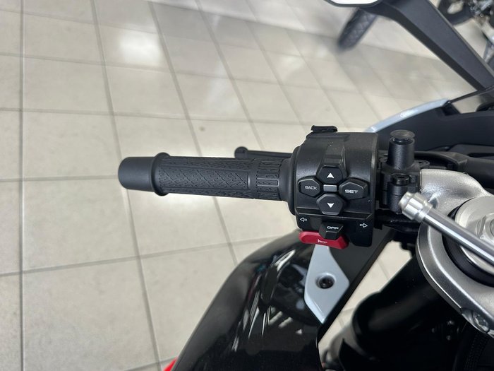 2026 CFMOTO 675SR-R