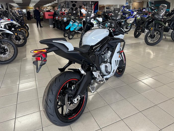 2026 CFMOTO 675SR-R