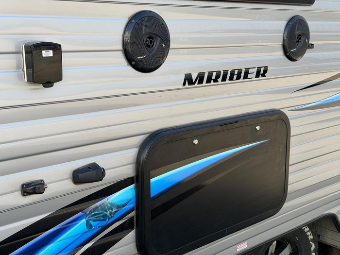 2018 New Age Caravans Manta Ray 18 Er