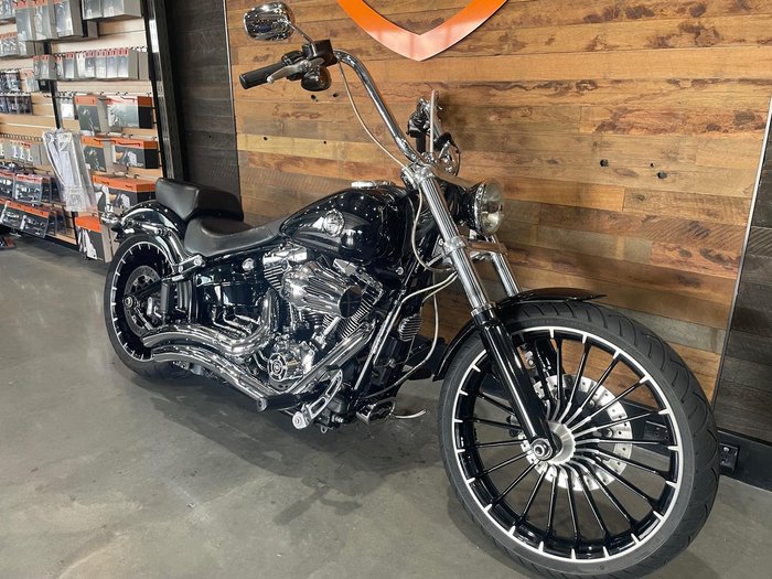 2017 Harley-Davidson Breakout 103 (FXSB)