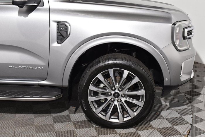 2023 Ford Everest Platinum