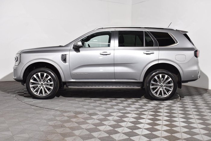 2023 Ford Everest Platinum