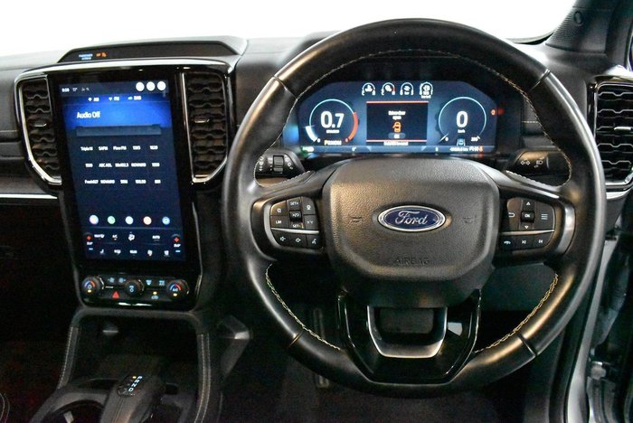 2023 Ford Everest Platinum