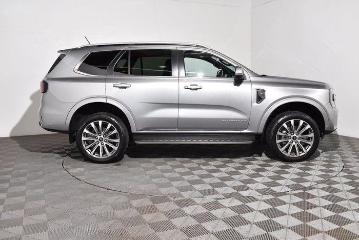 2023 Ford Everest Platinum