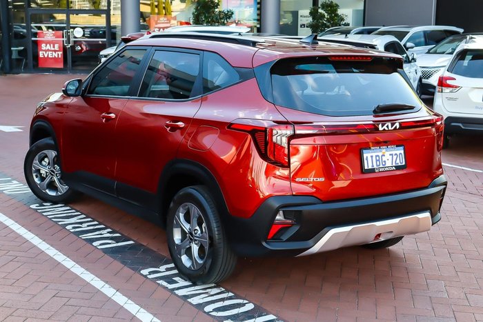 2023 Kia Seltos S