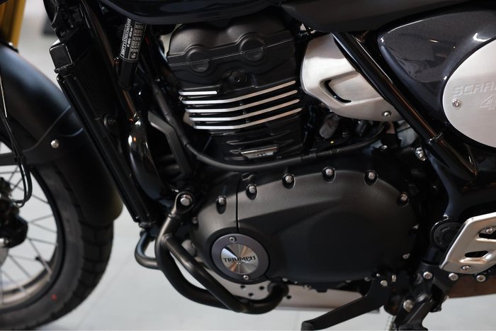 2025 Triumph Scrambler 400 XC Scrambler Grey