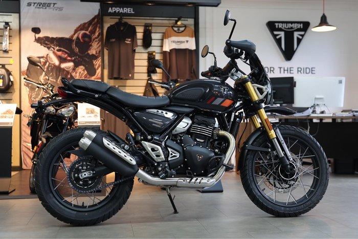 2025 Triumph Scrambler 400 XC Scrambler Grey