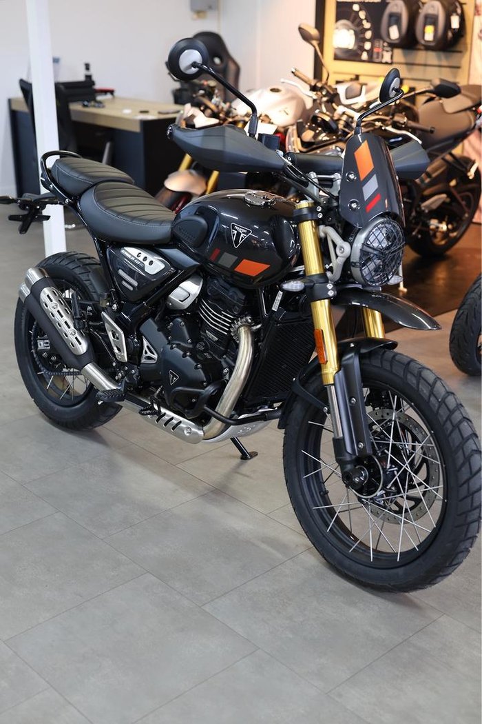 2025 Triumph Scrambler 400 XC Scrambler Grey