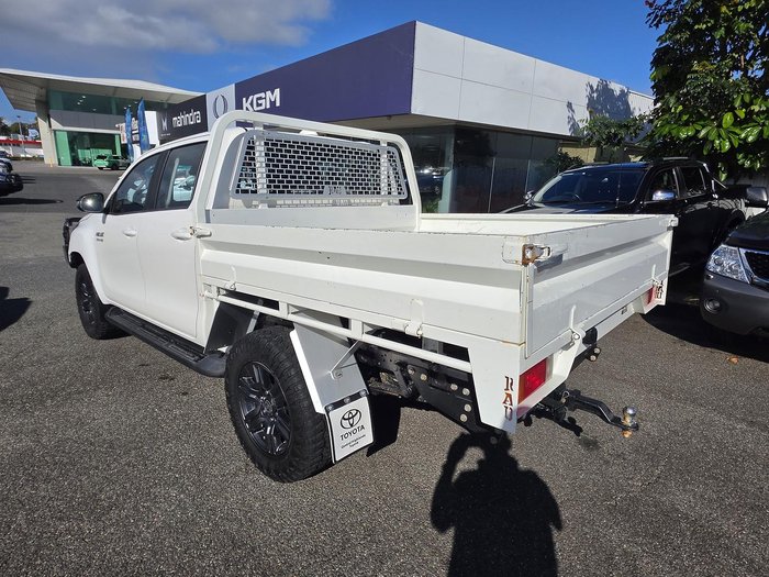 2023 Toyota Hilux SR