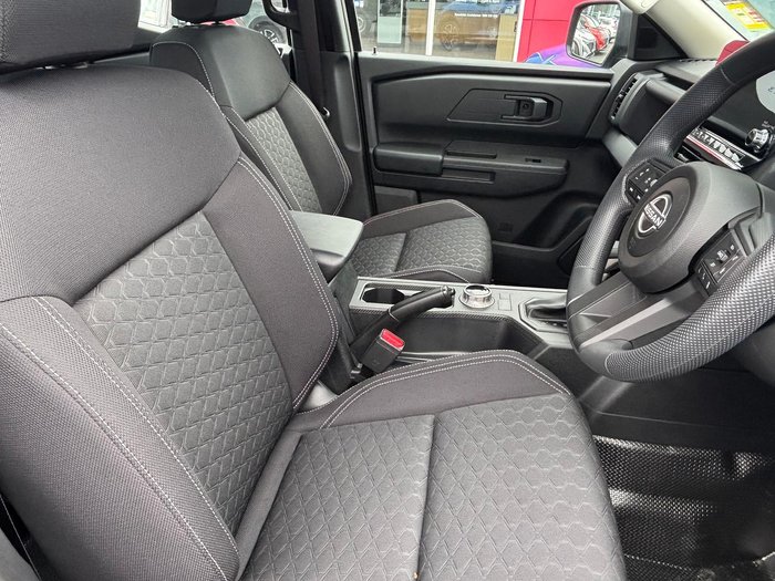 2026 Nissan Navara SL D27 MY26 4X4 Dual Range Midnight Black