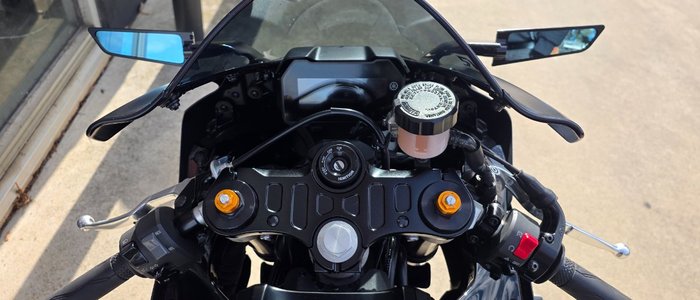 2025 Yamaha YZF-R7LA BLACK
