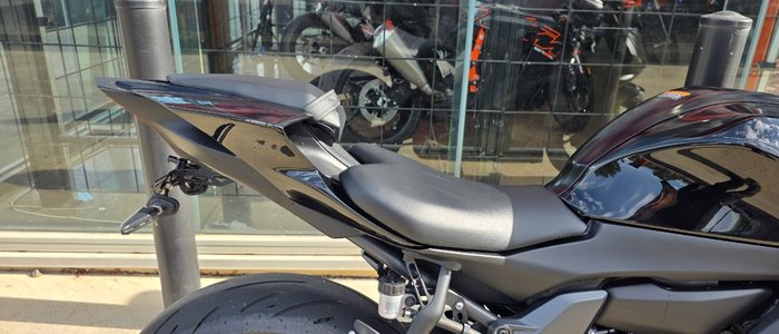 2025 Yamaha YZF-R7LA BLACK