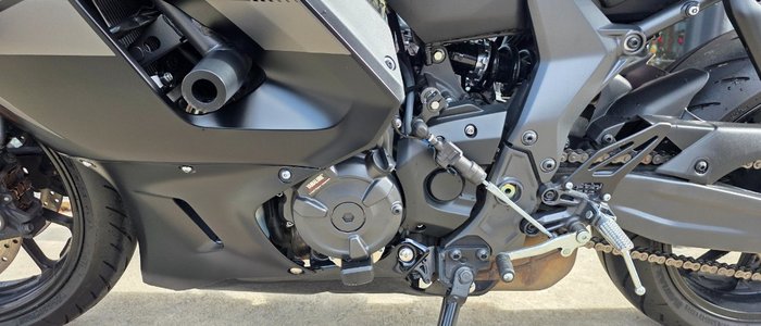 2025 Yamaha YZF-R7LA BLACK