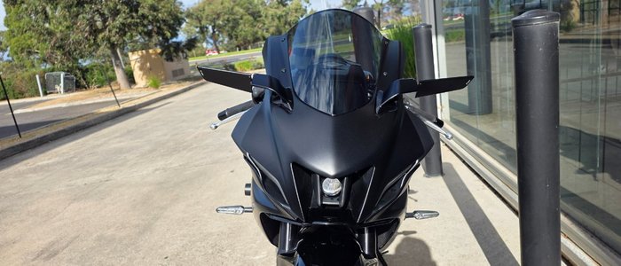 2025 Yamaha YZF-R7LA BLACK