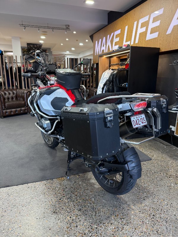 2018 BMW Motorrad R1200 GS ADVENTURE Red