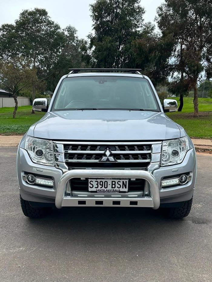 2017 Mitsubishi Pajero GLS