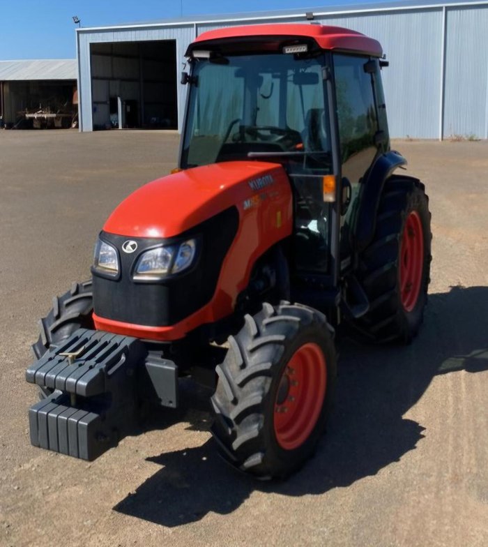 2016 Kubota M8540 Narrow