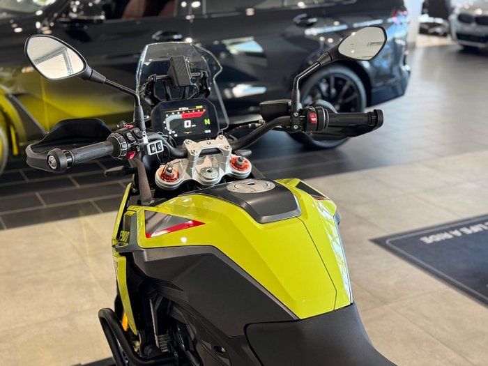 2025 BMW Motorrad F 900 GS Enduro F 900 Yellow