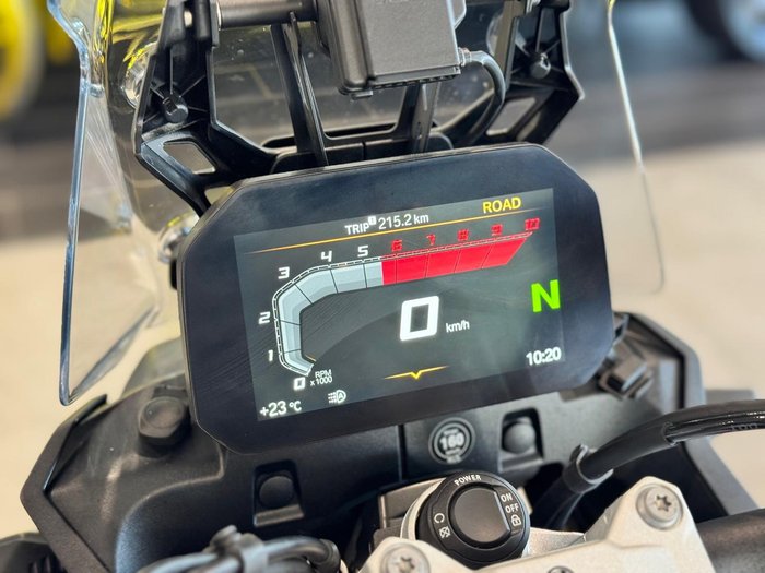 2025 BMW Motorrad F 900 GS Enduro F 900 Yellow