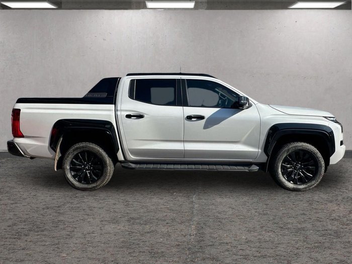 2024 Mitsubishi Triton GSR
