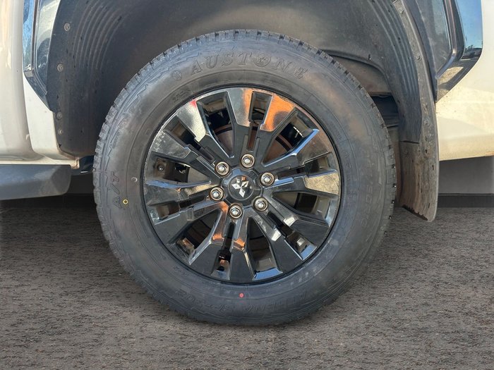 2024 Mitsubishi Triton GSR