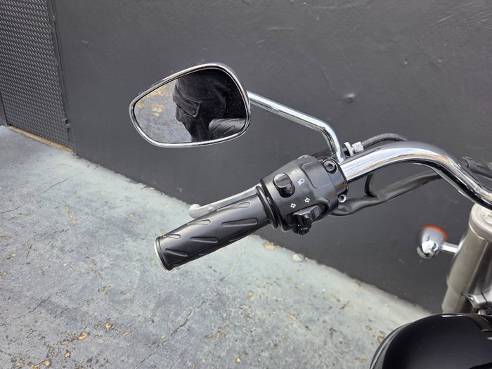 2011 Triumph BONNEVILLE BLACK