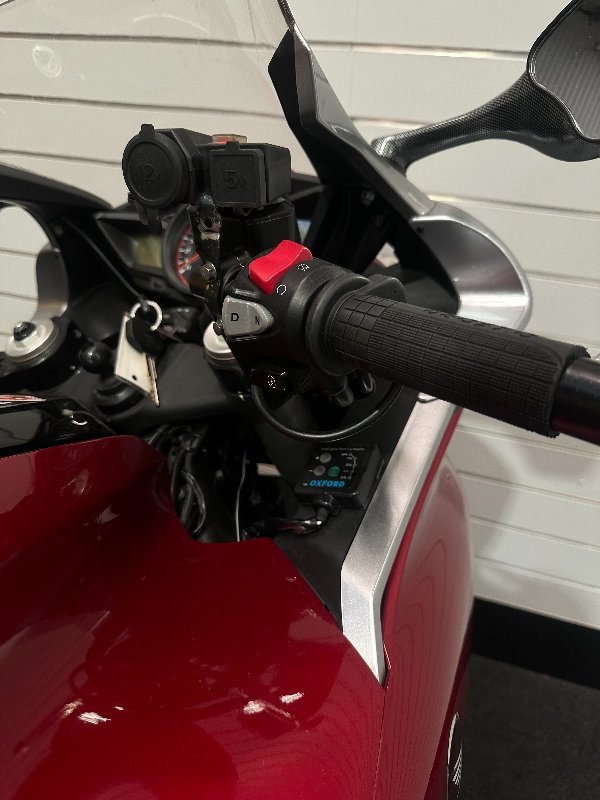 2010 Honda VFR1200F Red