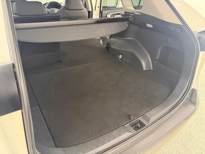 2019 Toyota RAV4 GXL AXAH52R White