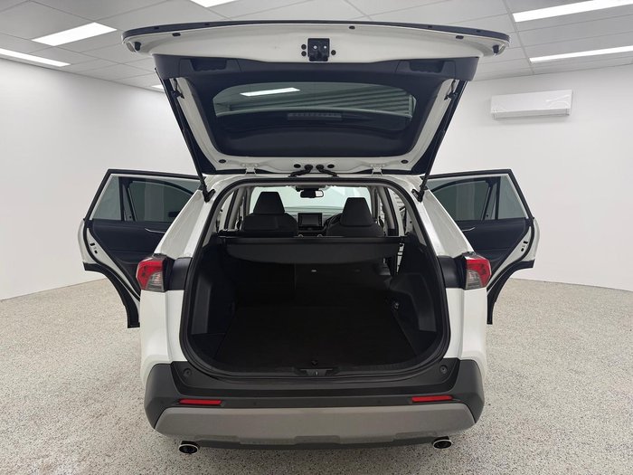 2019 Toyota RAV4 GXL AXAH52R White